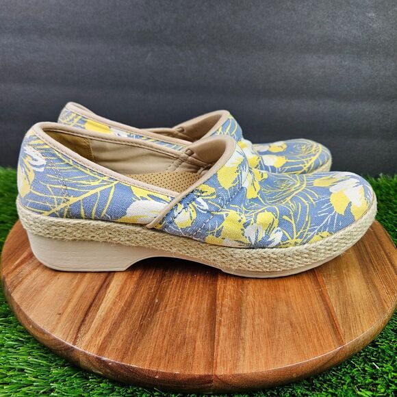 Dansko Shoes - Dansko Victoria Tahiti Hawaiian Canvas Clog Size 41 US 10.5-11 Blue Floral Shoes
